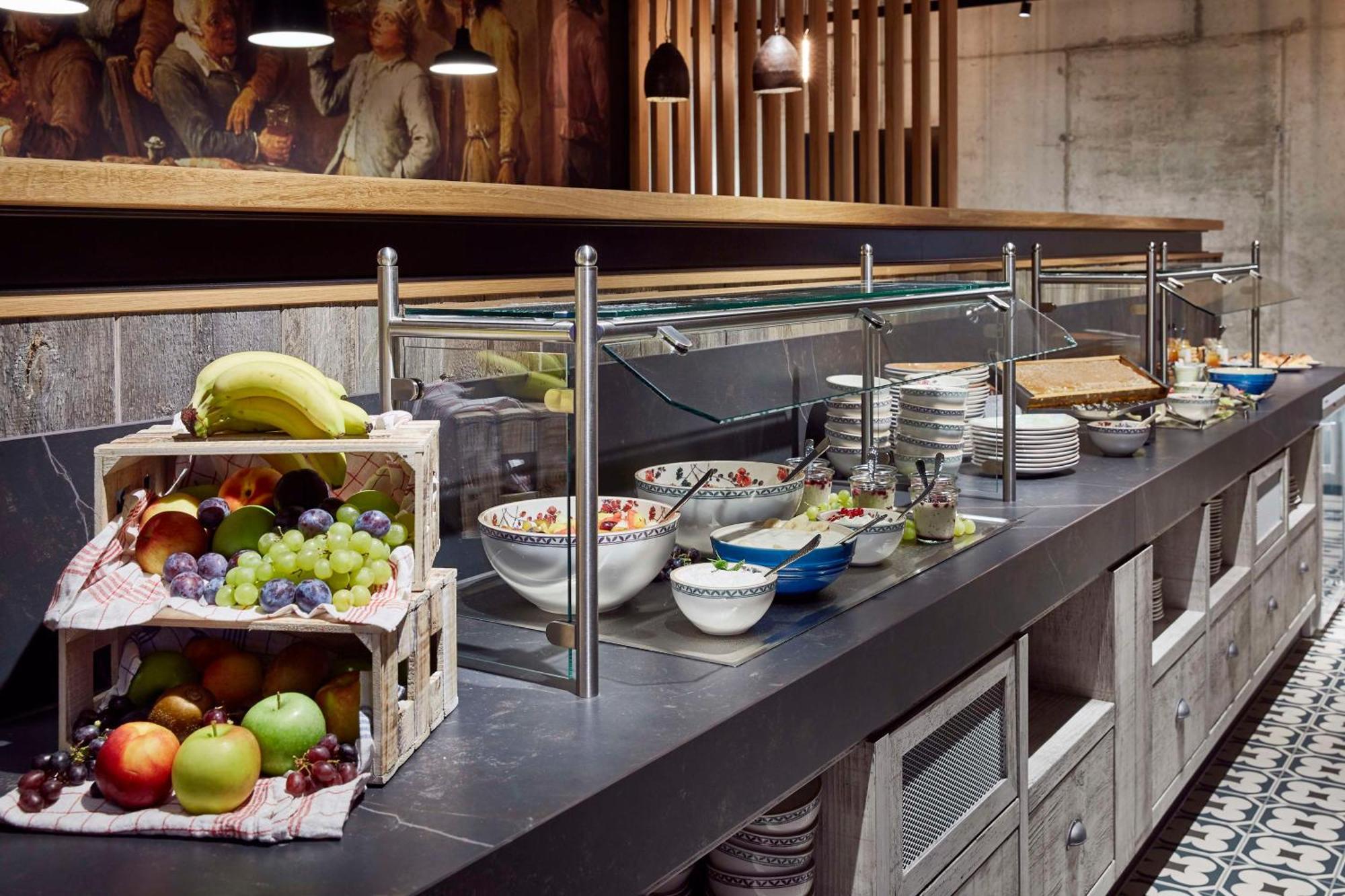 Hotel Me And Mainz, By Hyatt 4*